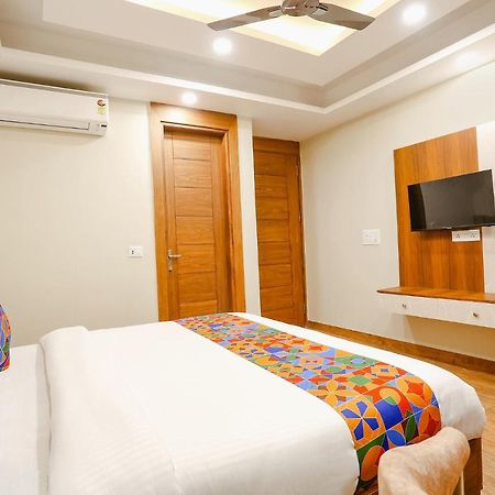 Fabhotel Raahi Retreat グルガウン エクステリア 写真
