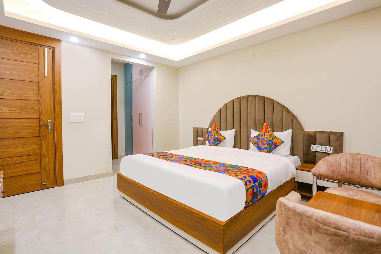 Fabhotel Raahi Retreat グルガウン エクステリア 写真