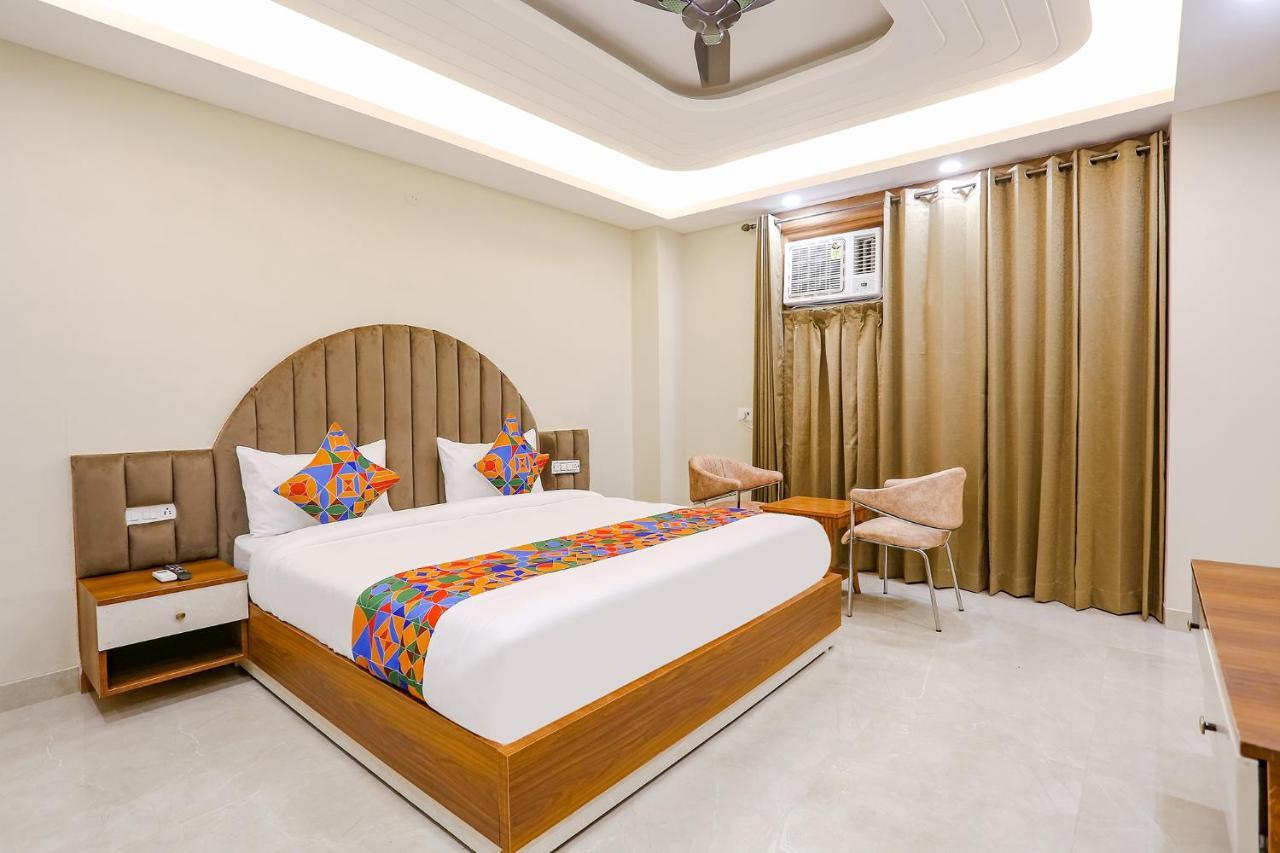 Fabhotel Raahi Retreat グルガウン エクステリア 写真